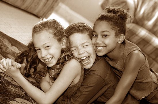 018_victoria_frank_olivia