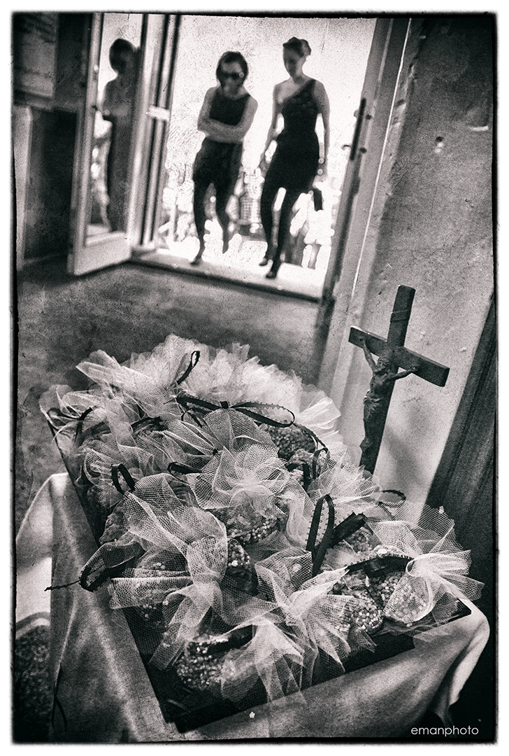 DSCF0184_Walking_In_Church_Nik_1080