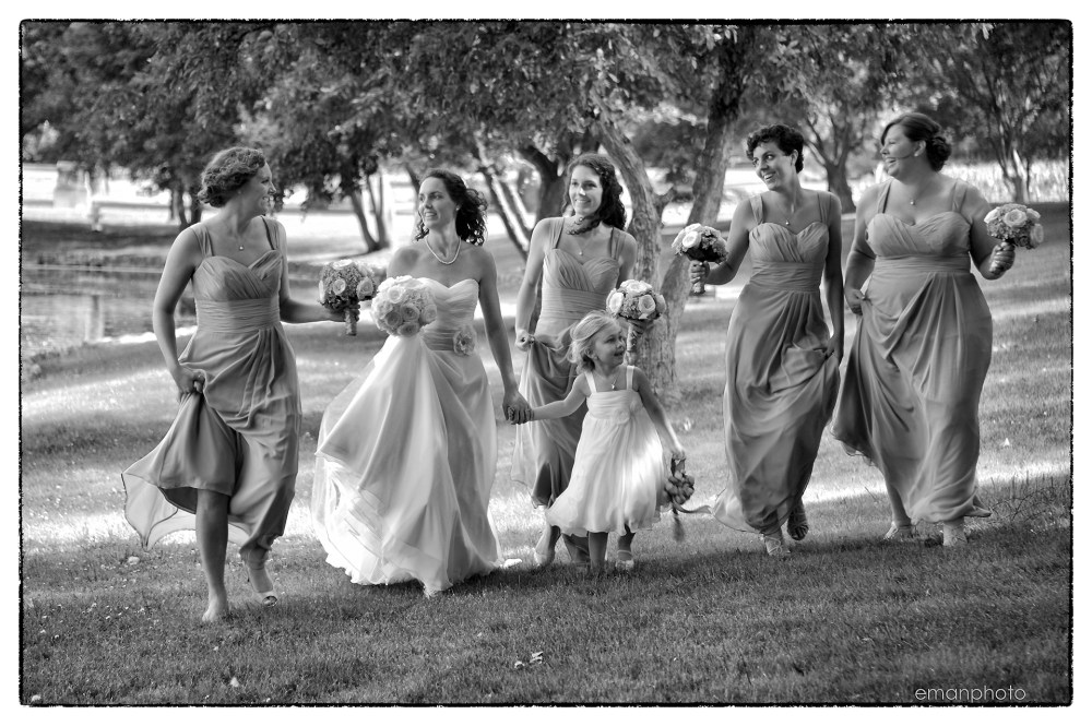 dsc_3592_frolicking_in_the_park_bb