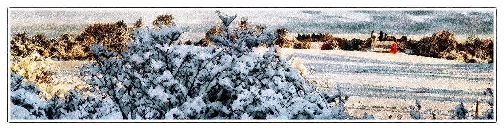 DSC01578_La_Ferme_Rouge_Dans_La_Neige_Pano2_Borders